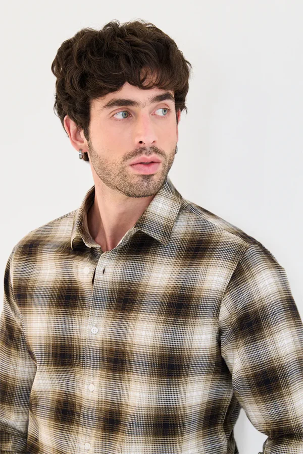 Slim Fit Checks 100% Cotton Shirt